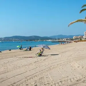 Pour 2 A 4 Personnes A 5 Min A Pied Des Plages De , Fréjus Francia